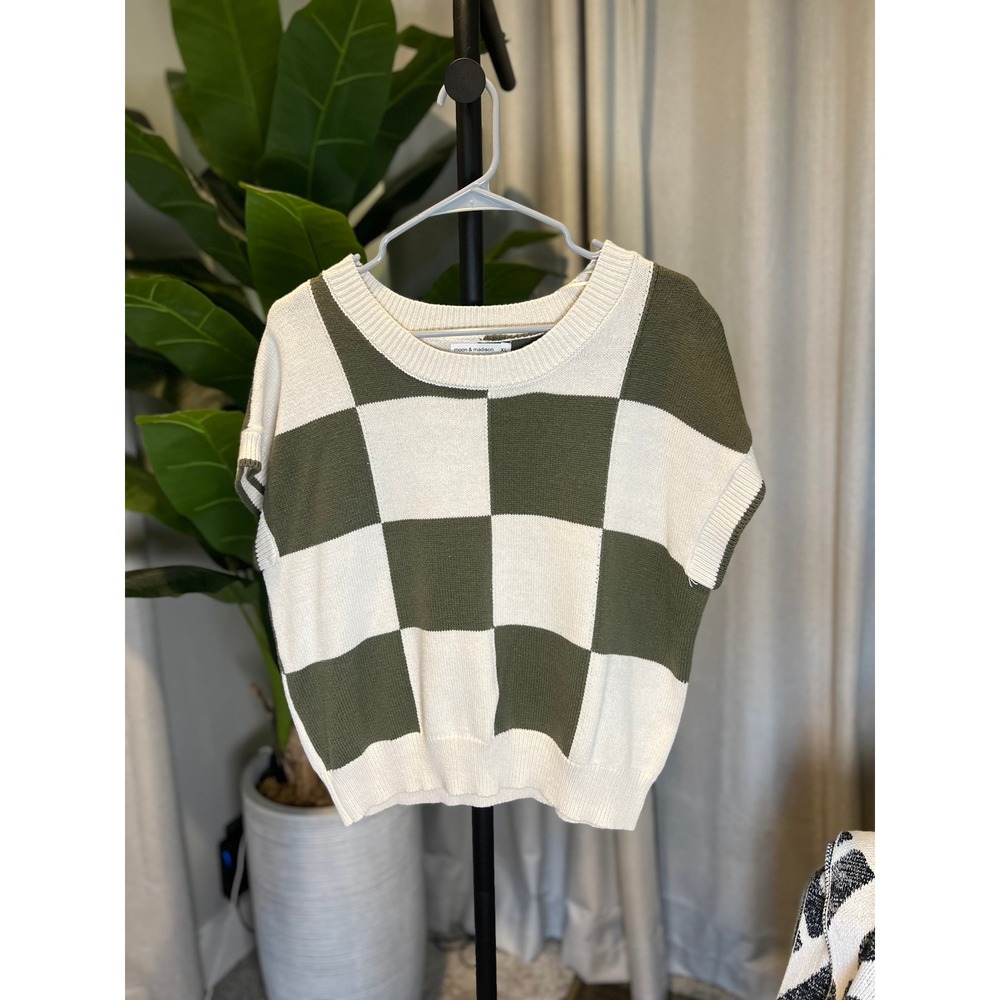 Moon & Madison Olive Green Checkerboard Knit Sweater Vest Womens XL Crew Neck